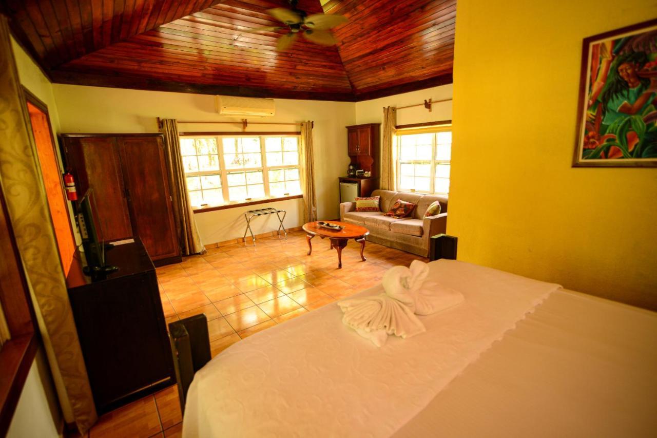 KikiWitz Resort Belmopan Exterior foto