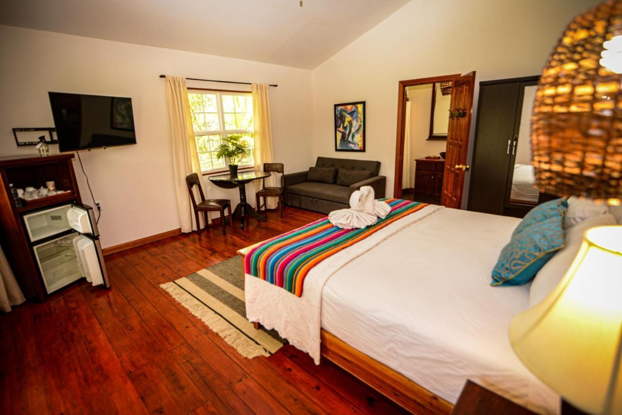 KikiWitz Resort Belmopan Exterior foto